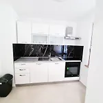 Paradiso Arx I Пула
