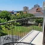Paradiso Arx I Апартаменты Пула