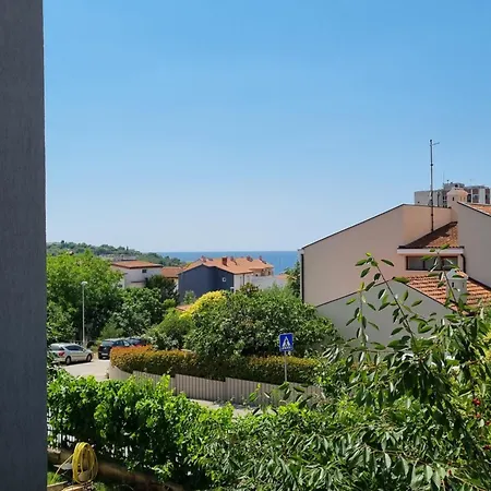 Appartement Paradiso Arx I *